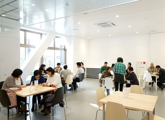 ドルフィンカフェ店内の様子