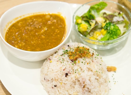 ドルフィンカフェ 7種+のエスニックカレー
