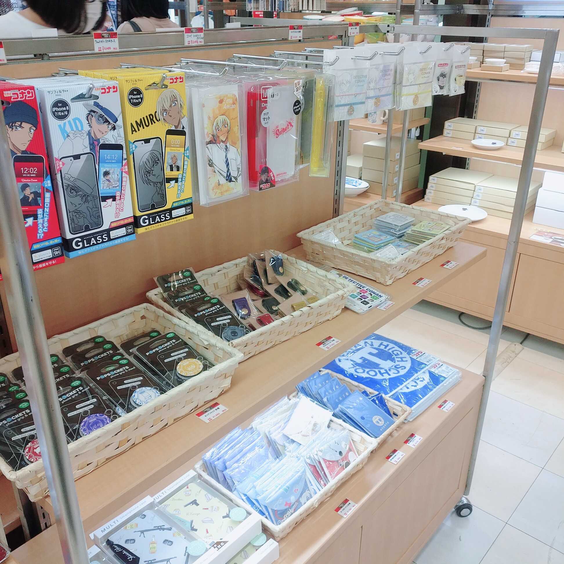 名探偵コナンプラザ　トレーディングジュエリー缶　コナン＆灰原　100個セット 名探偵コナンプラザ トレーディングジュエリー缶バッジ コナン